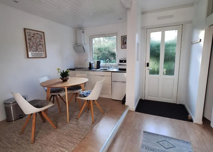 P7 Gardens - Close To Station And Nature Apartment Kokkedal