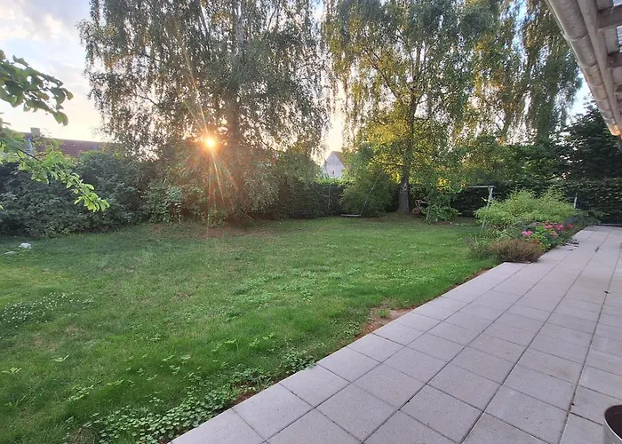P7 Gardens - Close To Station And Nature Apartment *